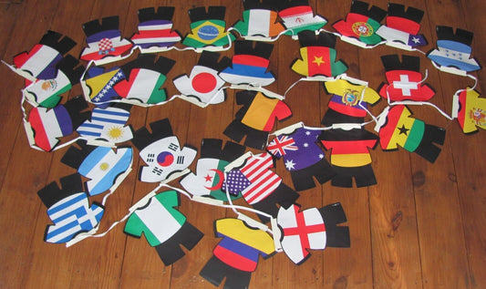 32 Teams Football Player Bunting Team Country Flags Street Party Quality Banner